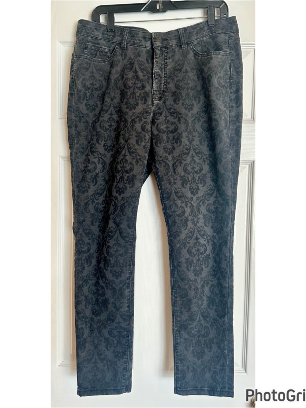 Chaps Black Skinny Jeans with Damask Print